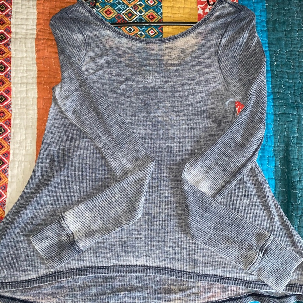 Waffle style, distressed shirt!